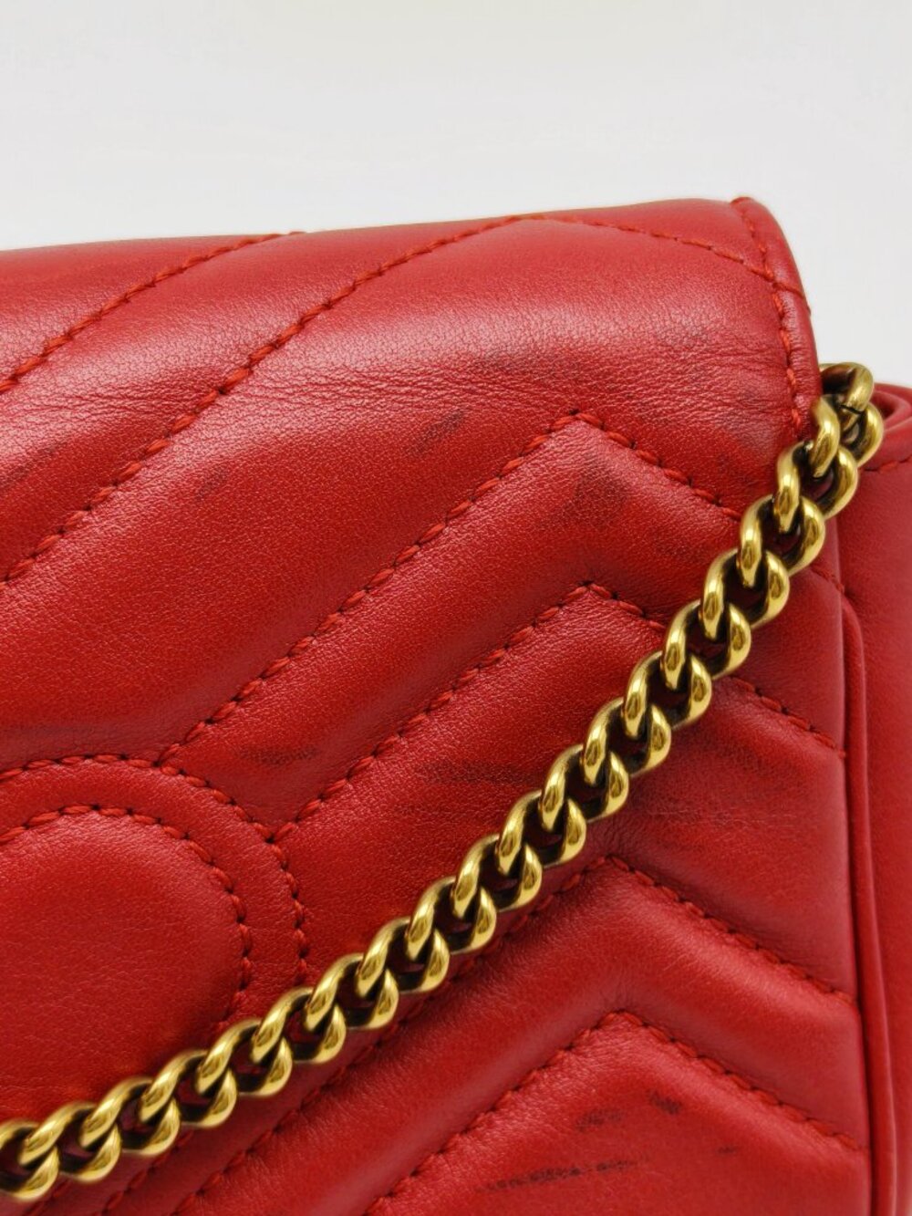 Gucci GG Marmont Super Mini Red Matelassé Chain Shoulder Bag - Picture 13 of 16
